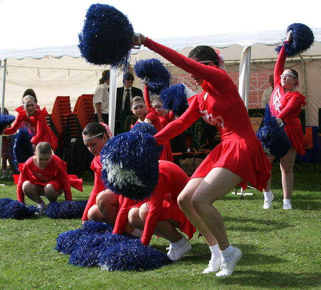 Castle Cary Cygnets cheerleading squad