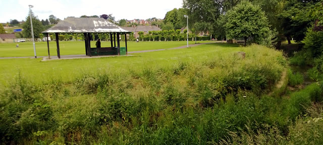 Wincanton Recreation Ground shelter and river bank