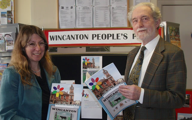 Colin Winder and Jonquil Lowe at the launch of the Wincanton People's Plan