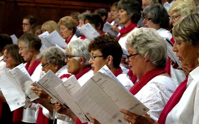 Bruton Choral Society performing their May 2016 summer concert