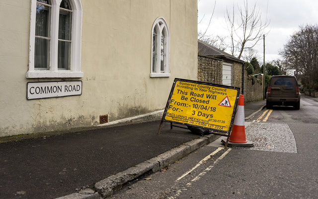 Road closure notice at the top of Common Road, Wincanton