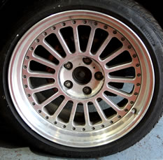 Low profile alloy wheel