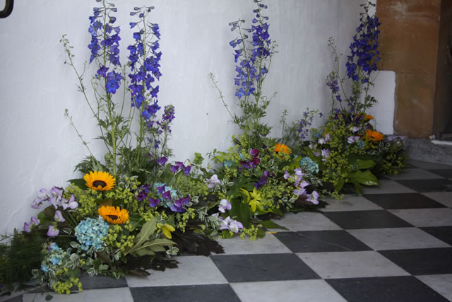 Julian Shave donated this arrangement for the porch