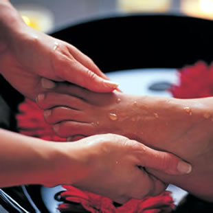 Foot massage at Holbrook House