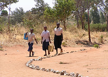Students on their way to Muhuvi Primary School