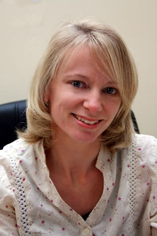 Mandy Cochrane, Associate Editor