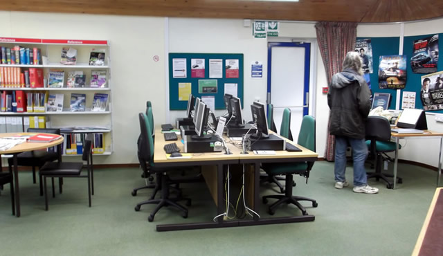 Wincanton Library computers