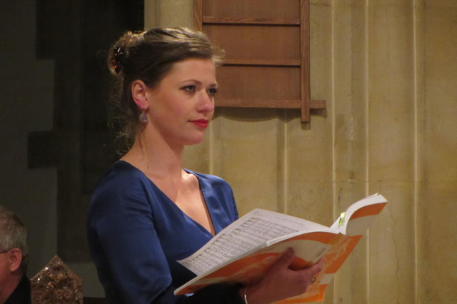 Camilla Foster-Mitchell singing Handel’s I Know That My Redeemer Liveth