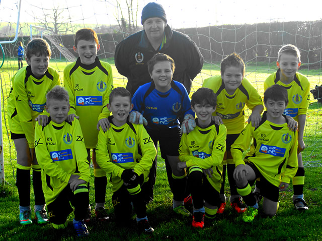 Wincanton Town FC Youth Section Under 11s sporting their new kit