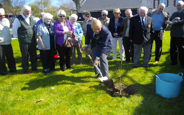 Planting the Passechendaele tree