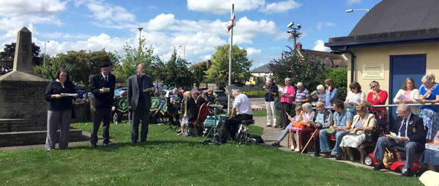 Silence and reading at the Wincanton War Memorial