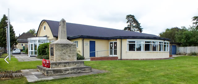 Wincanton Memorial Hall garden and War Memorial