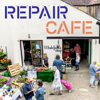 Volunteer to reduce landfill at Repair Café Wincanton