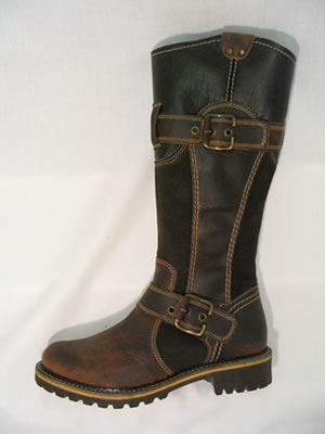 Aviator style boot from Tamaris, in waxy leather and suede